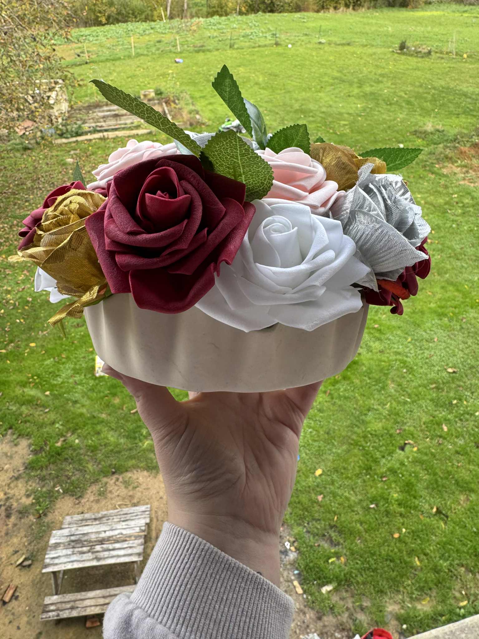 Gerbe jesmonite et fleurs artificielles